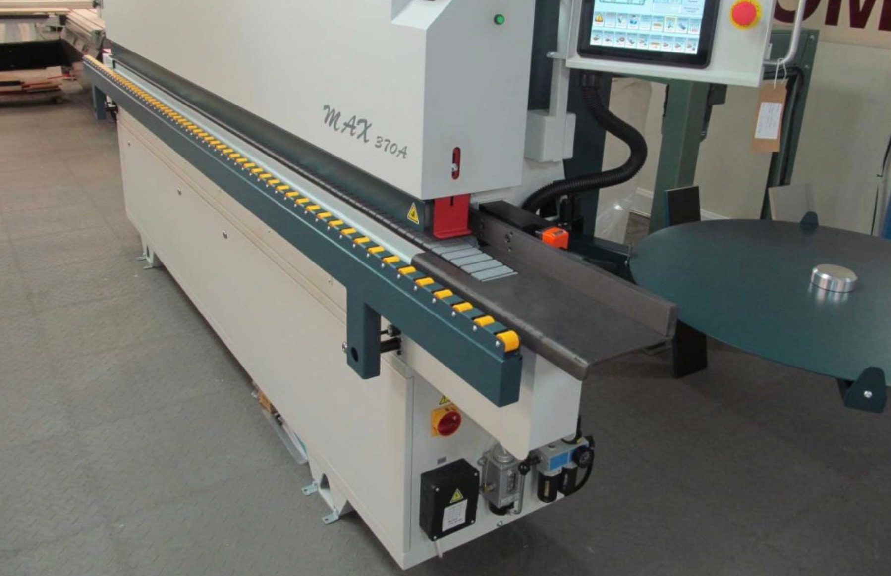 Edgebander machine in TRU Motorhomes workshop